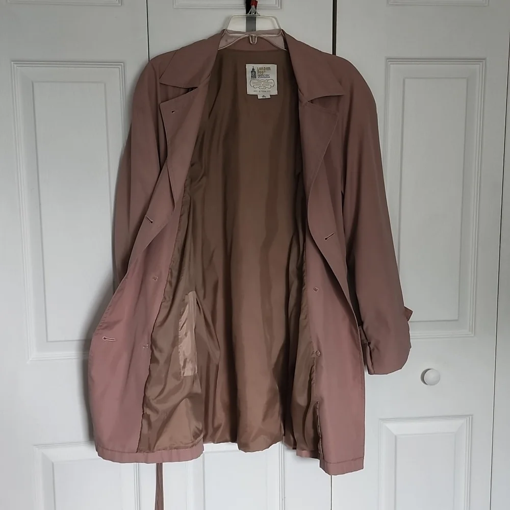 London Fog Vintage short Trench Coat - Picture 9 of 15